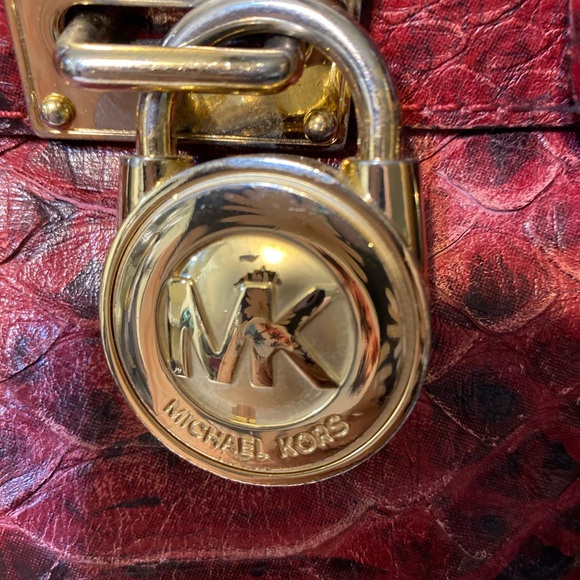 Michael Kors Red Leather Shoulder Bag with Snake Pattern - Picture 9 of 16